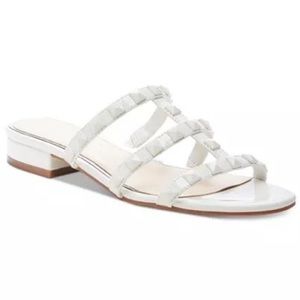 NWOT JESSICA SIMPSON FLAT CIARA SLIP ONS (white studded)